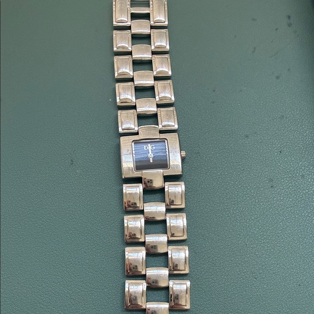 Dolce e Gabbana  Metallic Silver Watch